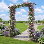 Costway Arco da giardino metallico a tetto piatto con traforo elegante, Traliccio esterno per rampicanti per matrimoni e feste - immagine 2