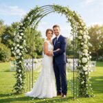 Costway Arco per rampicanti da giardino robusta struttura in metallo, L'arco da giardino elegante motivo floreale decorazione per festa e matrimonio - immagine 2
