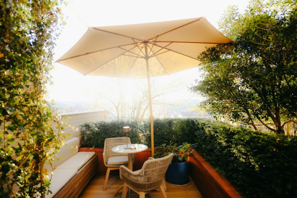 Ombrellone professionale per giardino e terrazzo — immagine illustrativa