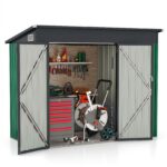 Costway Capannone da giardino per stoccaggio con design a tetto inclinato, Casa per attrezzi da giardino con 2 porte Verde - immagine 3
