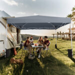 Costway Gazebo da esterno pieghevole regolabile in altezza, Gazebo pop up con 4 sacchi di sabbia e borsa da trasporto Grigio - immagine 2