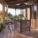 Costway Gazebo da esterno resistente per barbecue con tavolo da bar, Gazebo 4 ripiani in metallo 2 sgabelli pieghevoli per barbecue da cortile Marrone - immagine 2