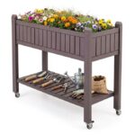Costway Letto da giardino rialzato con ruote e monitor d'acqua foro di drenaggio e ripiano, Fioriera elevata per piante verdure erbe cortile e patio - immagine 5