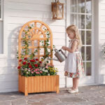 Costway Letto da giardino rialzato in legno con traliccio per piante rampicanti, Vaso da esterno per fiori verdure ed erbe aromatiche Marrone - immagine 3