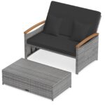 Costway Letto da giorno in rattan per patio schienale regolabile a 4 livelli, Set 2 pezzi con divanetto e pouf contenitore tavoli ribaltabili Nero - immagine 4