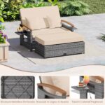 Costway Letto da giorno in rattan per patio schienale regolabile a 4 livelli, Set 2 pezzi con divanetto e pouf contenitore tavoli ribaltabili Beige - immagine 7
