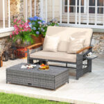 Costway Letto da giorno in rattan per patio schienale regolabile a 4 livelli, Set 2 pezzi con divanetto e pouf contenitore tavoli ribaltabili Beige - immagine 2