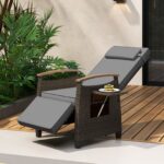 Costway Poltrona reclinabile da giardino con poggiapiedi e tavolino pieghevole, Sedia a sdraio da esterno portata 180 kg Grigio - immagine 3