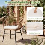 Costway Salotto da esterno in pe rattan con piano in vetro temperato, Set mobile da giardino a 3 pezzi 2 poltrone con cuscini imbottiti - immagine 7