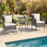 Costway Set da bistrò esterno 3 pezzi con 2 sedie in rattan e tavolo vetro temperato, Arredamento patio per giardino veranda e bordo piscina Beige - immagine 3