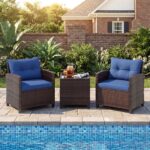 Costway Set di 3 mobili da patio con 4 cuscini rimovibili, Set di 2 sedie e 1 tavolino in rattan con piano in vetro Blu scuro - immagine 3