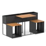 Costway Set di mobili da patio con letto da giardino rialzato in legno di acacia, Tavolo e sedie in rattan PE con spazio di stoccaggio per veranda