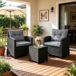 Costway Set salotto da giardino in rattan con 2 poltrone con cuscini sfoderabili, Set mobili da esterno con tavolino con piano in vetro temperato Grigio - immagine 3