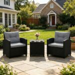 Costway Set salotto da giardino in rattan con 2 poltrone con cuscini sfoderabili, Set mobili da esterno con tavolino con piano in vetro temperato Grigio - immagine 2