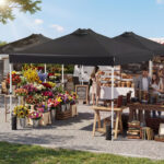Costway Tenda a gazebo 3x3 m con installazione istantanea e tettuccio argento, Gazebo portatile completo di accessori per campeggio ed eventi Nero - immagine 2