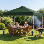 Costway Tenda a gazebo 3x3 m con installazione istantanea e tettuccio argento, Gazebo portatile completo di accessori per campeggio ed eventi Verde - immagine 3