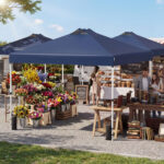Costway Tenda a gazebo 3x3 m con installazione istantanea e tettuccio argento, Gazebo portatile completo di accessori per campeggio ed eventi Blu - immagine 2