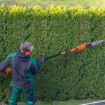Costway Sega elettrica estensibile multi angolo 212-186 cm, Motosega telescopica da giardino 750W 11 m/s Arancione - immagine 2