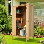 Costway Ripostiglio da giardino in legno di abete con tetto in asfalto e 3 ripiani, Organizer per attrezzi da esterno per giardino Naturale - immagine 2