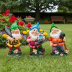 GT - Statua da giardino Gnomo - h28x14x12 cm - immagine 2