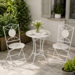 VESTIAMO CASA GIARDINO - Set giardino Bistrot tavolo rotondo 60 cm e 2 sedie in metallo Bianco e Top in ceramica Effetto Marmo Bianco - immagine 2