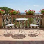 VESTIAMO CASA GIARDINO - Set giardino Bistrot Tavolo rotondo 60 cm e 2 sedie richiudibili in metallo Bianco Design Liberty - immagine 2