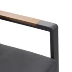 VESTIAMO CASA GIARDINO - Set da giardino 4 pezzi struttura in alluminio Antracite e braccioli in Polywood con cuscini Grigio Scuro - Formato da 1 divano, 2 poltrone e 1 tavolino - immagine 6