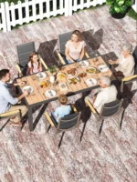Tavolo da giardino in alluminio Devoko, resistente alle intemperie e al sole, ideale per picnic, feste di famiglia e celebrazioni.